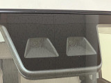 安心装備のスマートアシスト付きです☆ フロントガラス上部のステレオ式カメラで安全運転をサポートしてくれます☆