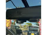 車のバックドアにカメラが付いているので映像で後ろが見れちゃいます!!!