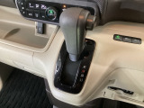 豊富に在庫を取り揃えています!軽自動車からミニバン、セダン、SUV、話題のハイブリッド車など続々入荷しております♪