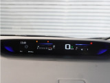 【メーター】わかりやすく情報を整理したメーターディスプレー。多彩な情報を見やすく、わかりやすさを徹底。
