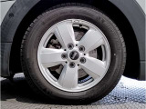 自宅にいながら車両の御確認ができます。お客様へ車両の詳細画像をお届け出来ます。お気軽にお申し付け下さいませ。