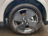 【タイヤ・ホイール】 純正14インチアルミホイール タイヤサイズ《155/65R14》になります。