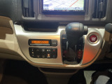 屋上展示場に常に50台以上の車両をご用意!お気に入りの1台が見つかるかも!?