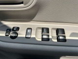 ☆お車についた傷やヘコミ、事故の修理もハヤシにお任せください。自社鈑金工場で修理ができますの安心です☆