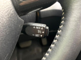 【クルーズコントロール】高速道路もラクラク走行。アクセルを離しても一定速度で走行ができ、長距離運転時の負担を軽減!加速・減速も簡単なスイッチ操作で調整できます。