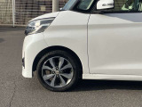 日産認定販売士が車選びのアドバイス、購入後のアフターフォローまで気持ち良く応対します!お客様の笑顔が私達のエネルギー源です!