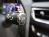 オートマチックハイビームを装備しております☆先行車や対向車のライトを認識し、ハイビームとロービームを自動で切り替える機能です!夜道の視界を確保してくれますので安心ですね♪