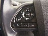 運転席にまとめられた操作スイッチ・見やすいメーターパネル