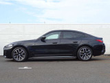 BMWを熟知したメカニックによる100項目の点検・整備を行います。不具合箇所、交換時期に達している部品に関しましては、全て当社負担で交換してからのご納車となります。
