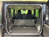 普段のお買い物や通勤、送迎等に十分な荷室スペースを確保しております。セカンドシートを倒すと、大きな荷物の積載も可能です♪