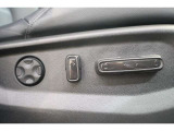 高級車の代名詞!電動シートが装備されています!