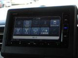 ナビゲーションは純正メモリーナビ(VXM-214VFi)を装着しております。AM、FM、CD、DVD再生、Bluetooth、音楽録音再生、フルセグTVがご使用いただけます。