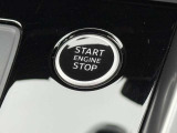 ◆直感的な操作性を追求した運転席まわり◆シンプルに配置された各種ボタンがストレスを軽減◆音声操作対応ナビで、視線を逸らさず目的地検索が可能◆