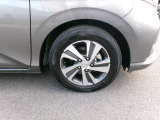 車体にぴったりの純正ホイールです。