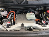 ボンネット内は電気自動車を走行させるためのパワートレインがあります。もちろんきれいにクリーニング済です