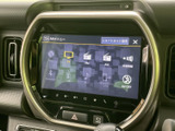 多彩なソースからお好みの音楽を楽しめます。ラジオ、CD、Bluetoothなど、様々なメディアに対応。ドライブのお供に最適なエンターテイメントを提供します。