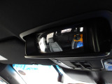 車内後方の様子を確認できるミラーにもなりますので家族でのお出かけ中も安心ですね♪