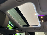 メルセデス・ベンツの定める厳しい基準をクリアしたお車のみをご案内させて頂きます。納車前整備はメーカー規定に基づき100項目以上にも及ぶ点検を熟練のメカニックによって行いご納車させて頂きます。