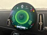 ★MINIには6個のエアバッグを標準装備。運転席/助手席エアバッグ、サイド・エアバッグ、ヘッド・エアバッグ。