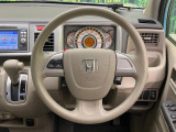 【ステアリングスイッチ】運転中、前方から目線をそらすことなく、オーディオ等の操作が可能な便利機能!安心&快適なドライブを演出してくれます♪