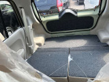 ☆お車についた傷やヘコミ、事故の修理もハヤシにお任せください。自社鈑金工場で修理ができますの安心です☆