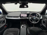 BMW専門のメカニックが、100項目にも上るポイントを徹底的にチェック。交換基準に達した部品があれば、弊社負担にて交換後、お客様へご納車致します。
