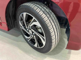 安全・安心な走行のために、納車前にダイハツのクルマを知り尽くしたエキスパートが基本性能に関わる機能や状態を徹底的に点検。消耗部品の交換など法定12ヶ月点検相当の点検・整備を実施しております。