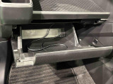 実用的な収納が、車内の各所にあります♪