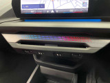 BMWを熟知したメカニックによる100項目の点検・整備を行います。不具合箇所、交換時期に達している部品に関しましては、全て当社負担で交換してからのご納車となります。