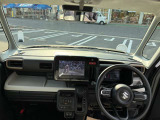 シンプルで使いやすさを追求した内装空間。