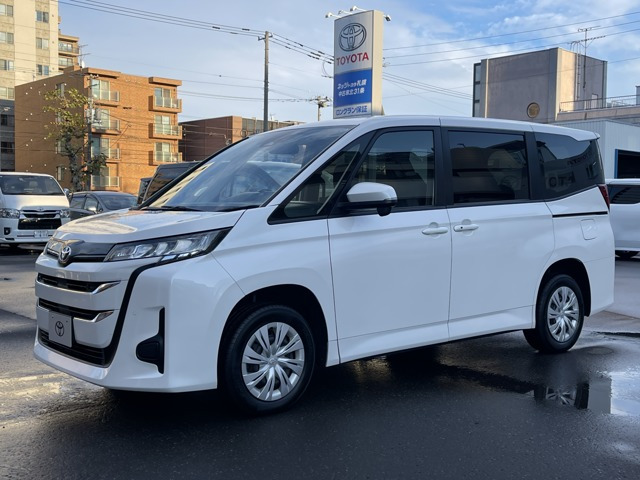 トヨタ ノア 