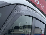 プラスチックバイザー装着済み!雨天時の換気もしやすいですね!