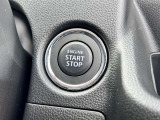 [キーレスプッシュスタートシステム]リモコンキーが車内にある状態でブレーキを踏みながらボタンを押すだけで、エンジンのスタートが出来ます!