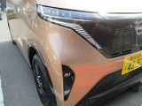 LEDヘッドライトだから夜間走行も安心です。フォグランプもLEDです。