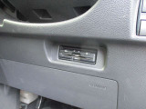 ここにETC付いております。高速道路の料金所もスイスイ♪ ETCカードの申し込みは日産カードがおすすめ!!!「安心」「おトク」「便利」で皆さまのカーライフをサポートする特典満載のカードです。