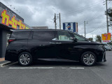 新車、自動車保険の取り扱いもございます!中古車の販売以外でもお客様の事を第一に考え、最前のご提案をさせて頂きます。些細なことでも気兼ね無くお尋ね下さい。