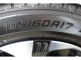 タイヤサイズは、195/60R17!!