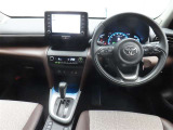 ぜひ展示車の運転席に座ってみてください。
