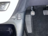 運転席側のシートヒータースイッチです。