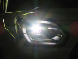 LEDテクノロジーにて放射される白色光の周波特性は太陽光に近く明るく輝きます