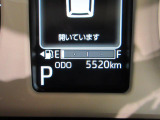 たとえばダイハツのお店にある、たくさんのスマアシ搭載車は、正常に作動する事をしっかり確認します。