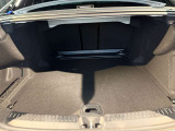 広々としたトランクスペースで、大きな荷物も楽々と載せることが可能です。