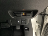 ビルトインタイプの【ETC】で見た目もスッキリ。高速道路の利用にとても便利です。