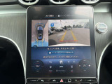 360&deg;カメラ装備。周囲を俯瞰で確認でき、狭い場所でも安心です。