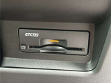 ETC2.0付き!高速道路料金所で小銭の出し入れをする必要もなくスムーズに通過でき ETC搭載車しか通過できないスマートインターも利用可能で、高速道路利用の幅が広がりますよ!