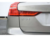 V60エンブレム