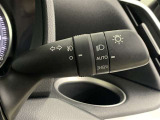 車外の明るさによって自動で点灯・消灯するオートライト