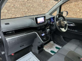 ■POINT■写真で見るよりも現車を 現車をみると写真で見ていたイメージとは少し違う部分もございます。また写真ではわからなかった車の魅力にも気づくことができるので、ぜひご来店ください!