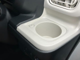 ホットドリンクをちょうど良い温度でキープしてくれる保温機能付きのホッとカップホルダー