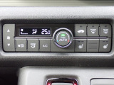 ◆【フルオートエアコン】お好みの温度に設定するだけで、エアコンの風量やモードを自動で切替してくれ車内の温度を最適になるようにコントロールしてくれる優れものです。